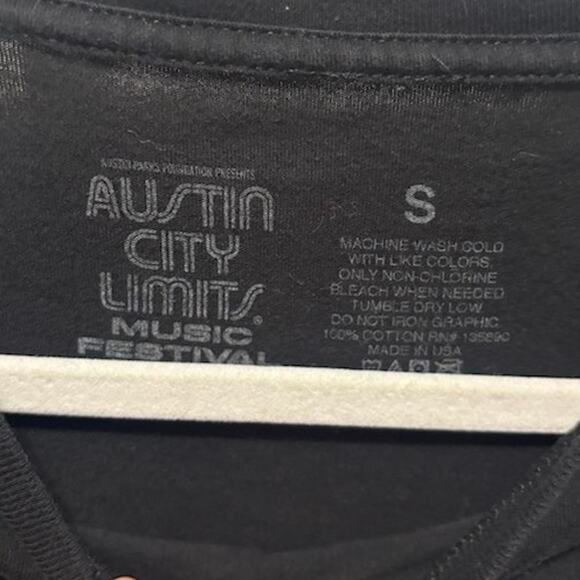 Austin City Limits Tee T-Shirt Wolf Graphic 2016 with Line Up on Back Mens Small - Picture 5 of 7
